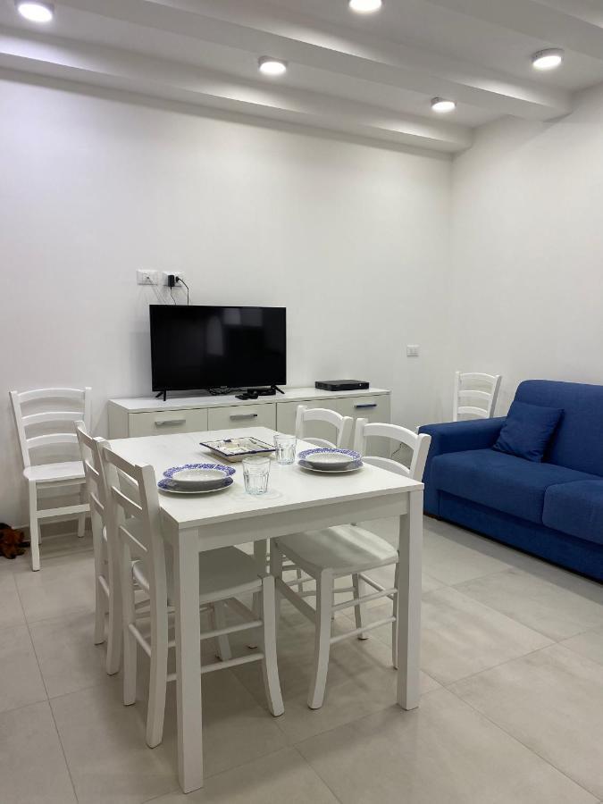 Zaras 11 * Lacco Ameno (Isola d'Ischia)